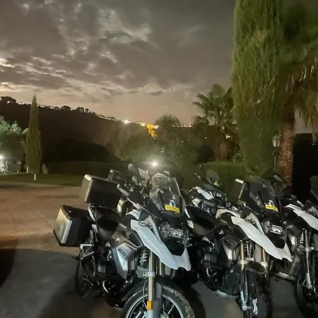 Отель La Mirada De 3*