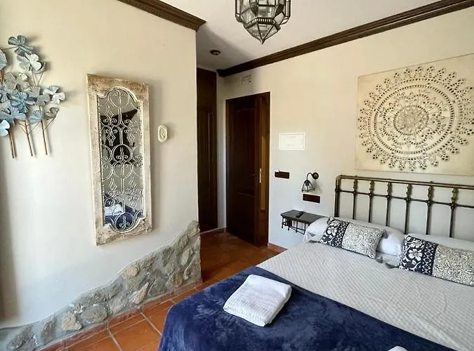 Hotel La Mirada De 3*